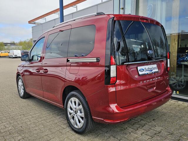 Ford TOURNEO CONNECT 1.5 EcoBoost PHEV L2 Limited 150pk | 5 persoons | Achteruitrijcamera | Navigatiesysteem | Virtual cockpit | Adaptive cruise | Stuur- en stoelverwarming | Nieuwstaat!