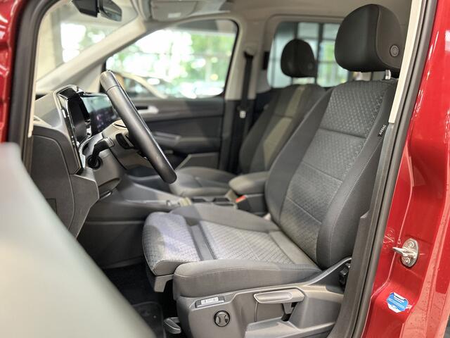 Ford TOURNEO CONNECT 1.5 PHEV 150pk Titanium | Trekhaak | Lengte 2 | Winterpack | Adaptive Cruise | Dodehoek detectie | AGR | Garantie t/m 01-2030 |