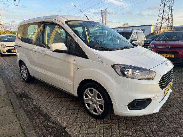 Ford TOURNEO COURIER 1.0 trend