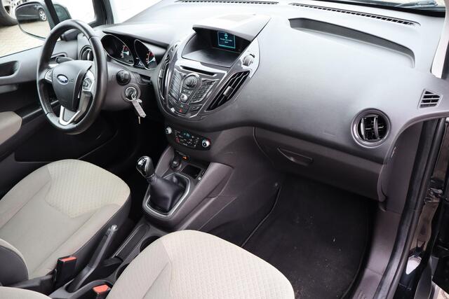 Ford TOURNEO COURIER 1.0 Titanium Cruise control, Stoelverwarming, Trekhaak, Parkeersensoren, Climate control, Lichtmetalen wielen