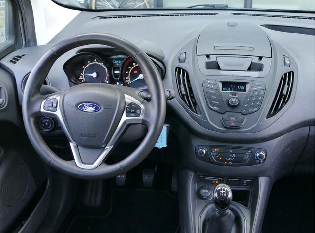 Ford TOURNEO COURIER 1.0 Titanium | verwarmde voorruit | parkeersensoren | cruise control