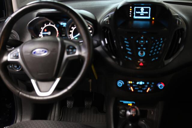 Ford TOURNEO COURIER 1.0 Titanium in perfecte staat 67dkm 017