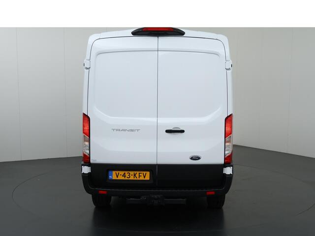 Ford TRANSIT 350 2.0 TDCI L3 H2 Trend | Aut. | RWD | 3500KG AHW | Achteruitrijcamera | Airco | Cruise Controle | Parkeersensoren | Stoelverwarming | Standkachel | All-season |