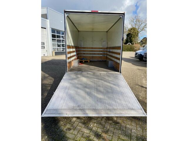 Ford TRANSIT 350 2.0 TDCI L4H1 Trend Foto's volgen, Moet nog gereinigd worden! Luchtvering, Laadklep, Foto's volgen!!