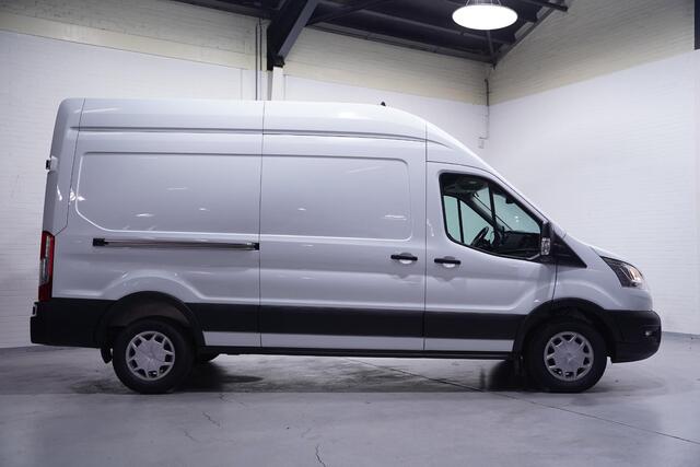 Ford TRANSIT 2.0 TDCI 130 pk L3H3 Trend Navi, Camera, DAB+ Dodehoek Assist, Laadruimte Pakket, PDC V+A, Hoog Dak, 3-Zits