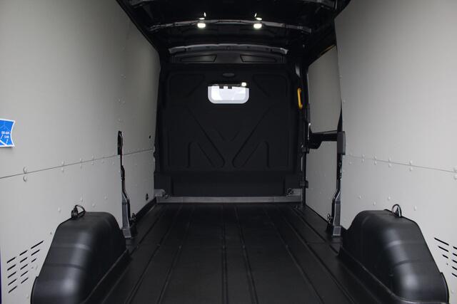 Ford TRANSIT 350 2.0TDCI 165pk L3H2 Trend | Automaat | Cruise | 2800kg trekgewicht | Sync 4 13" | Camera | Carplay/Android | Lease 735,- p/m