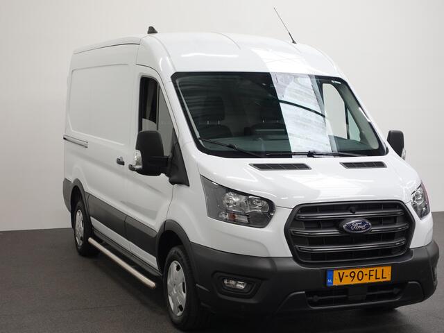 Ford TRANSIT 105pk 2.0 L2H2 Trend Airco Trekhaak Navi Cruise Airco Navi Trekhaak Cruise Control