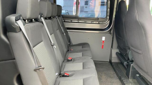 Ford TRANSIT 350 2.0 TDCI L3H2 DC Trend 6-zits | 170pk | Dubbele Cabine | Navigatie | Camera | Trekhaak | Stoelverwarming | Armsteun