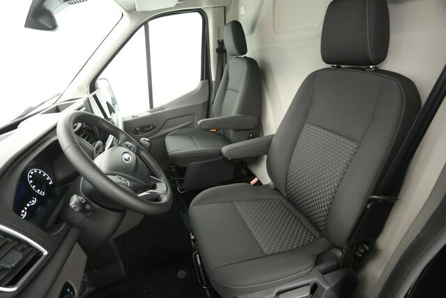 Ford TRANSIT L3H2 Trend NIEUW!! | BPM VRIJ! | Airco Carplay Camera Cruise Trekhaak Navi PDC Stoelverwarming
