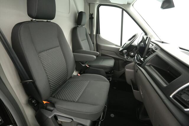 Ford TRANSIT L3H2 Trend NIEUW!! | BPM VRIJ! | Airco Carplay Camera Cruise Trekhaak Navi PDC Stoelverwarming