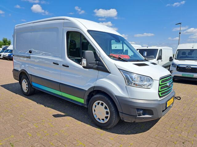 Ford TRANSIT 350 2.0 TDCI 96 kw 131 pk EURO 6 L2H2 - MOTORSCHADE !!!