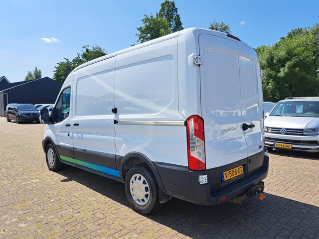 Ford TRANSIT 350 2.0 TDCI 96 kw 131 pk EURO 6 L2H2 - MOTORSCHADE !!!