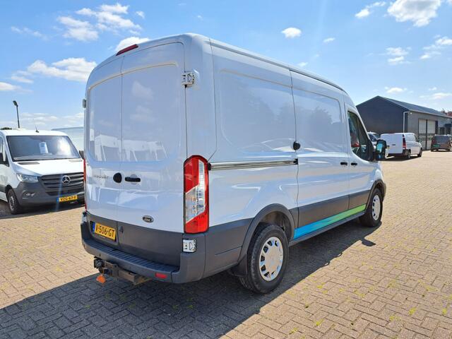 Ford TRANSIT 350 2.0 TDCI 96 kw 131 pk EURO 6 L2H2 - MOTORSCHADE !!!