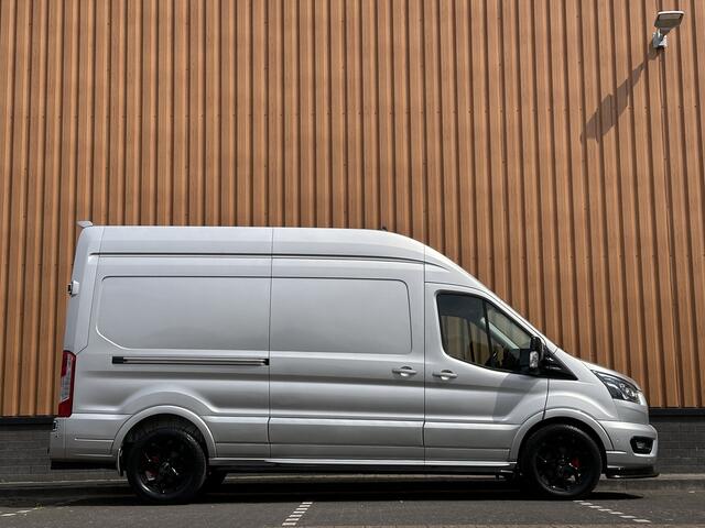 Ford TRANSIT 350 2.0 TDCI L3H2 Limited | Marge | Parkeersensoren | Achteruitrijcamera | Apple Carplay | Elektrische Bestuurdersstoel | Android Auto | Cruise Control | Trekhaak |