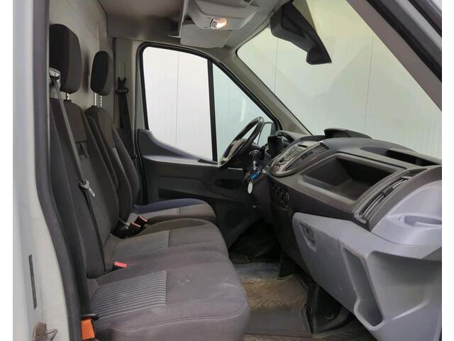 Ford TRANSIT 2.0 TDCI L2H2 / 3Pers./ Trekhaak / Pdc.V+A / Airco / Radio multimedia / Imperial+Ladder /