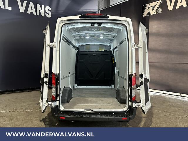 Ford TRANSIT 2.0 TDCI 131pk L3H3 Euro6 Airco | Camera | Cruisecontrol | Parkeersensoren bijrijdersbank, verwarmde voorruit, 2800kg trekvermogen