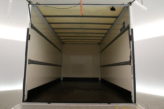 Ford TRANSIT 350 2.0 TDCI Dubbellucht Bakwagen Laadklep Laadbak Airco 3 Persoons Elektrpakket
