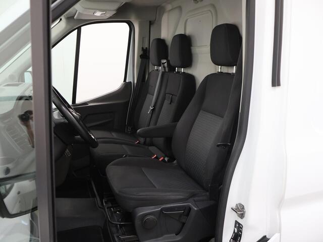 Ford TRANSIT 310 2.0 TDCI | 130 PK | L2 H2 | TREND | IMPERIAAL + LADDER | ACHTERUITRIJCAMERA | DAB+ | CRUISE CONTROL | AIRCO| VOLLEDIGE LAADRUIMTE BETIMMERING | BIJRIJDERSBANK