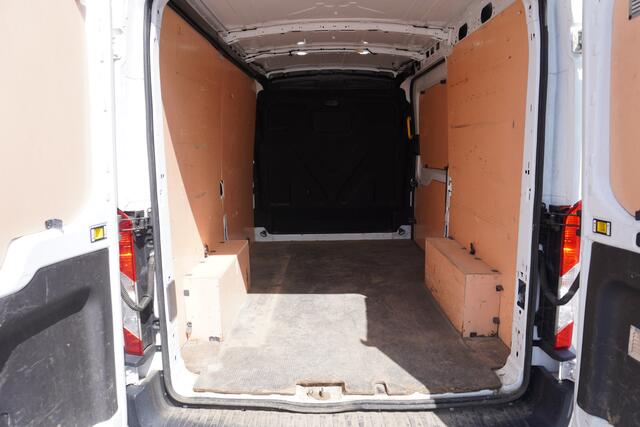 Ford TRANSIT 2.0 TDCI 130PK L2H2 - EURO 6 - Airco - Navi - Cruise - ¤ 16.950,- Excl.