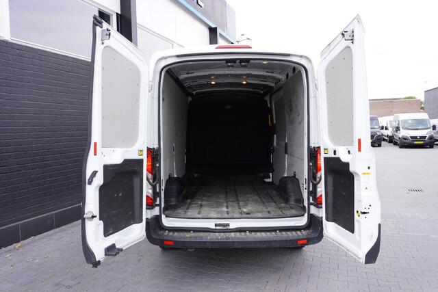 Ford TRANSIT 2.0 TDCI 130PK L2H2 EURO 6 - Airco - Navi - Cruise - ¤ 15.950,- Excl.