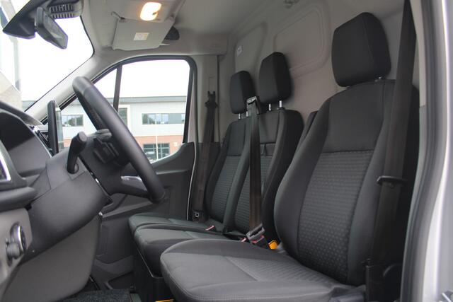 Ford TRANSIT 350 2.0 TDCI L3H2 Limited 165pk - Adaptive Cruise - Luchtvering - Blind Spot - 360 camera - Raptor Grill - Stoel-Stuurverwarming - Trekhaak - Rijklaar
