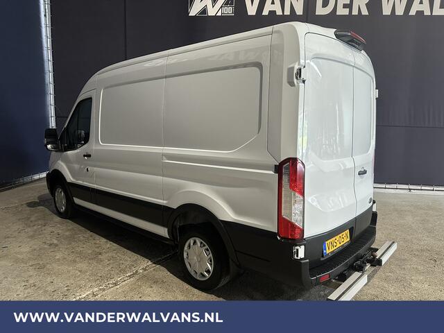 Ford TRANSIT 2.0 TDCI 130pk L2H2 Euro6 Airco | Camera | Android Auto | Cruisecontrol | 2550kg Trekhaak Elektrisch verstelbare bestuurdersstoel, Verwarmde voorruit, Parkeersensoren, Bijrijdersbank, Parkeersensoren