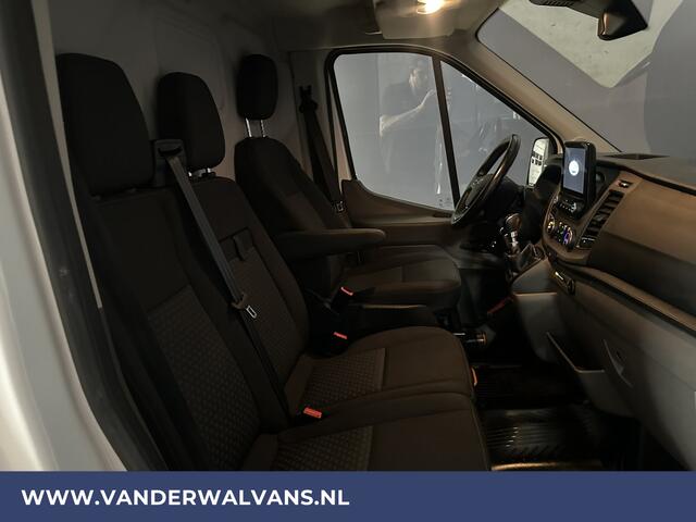 Ford TRANSIT 2.0 TDCI 130pk L2H2 Euro6 Airco | Camera | Android Auto | Cruisecontrol | 2550kg Trekhaak Elektrisch verstelbare bestuurdersstoel, Verwarmde voorruit, Parkeersensoren, Bijrijdersbank, Parkeersensoren
