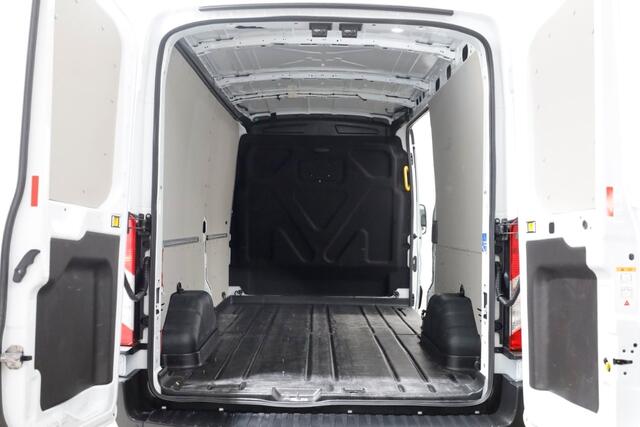 Ford TRANSIT 310 2.0 TDCI 130pk L3H2 Trend Airco/Navi 05-2021
