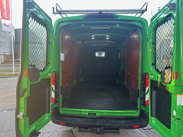 Ford TRANSIT 350 2.0 TDCI L3H2 Trend RWD AIRCO I IMPERIAAL I MULTIMEDIA I TREKHAAK 2800 KG I Ie EIGENAAR I COMPLETE ONDERHOUDSHISTORIE LEKT ERGENS KOELVLOEISTOF I RIJDT EN LOOPT GOED