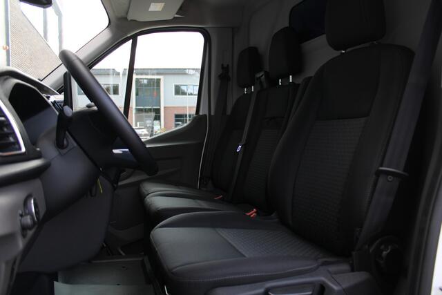 Ford TRANSIT 350 2.0 TDCI L3H2 Trend 130pk Trend - Facelift - Xenon - Carplay - Android - Camera - Airbag Passagier - Rijklaar