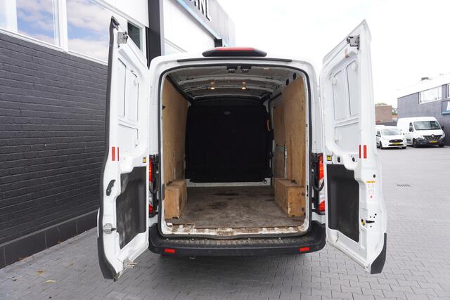 Ford TRANSIT 2.0 TDCI 130PK L2H2 EURO 6 - Airco - Navi - Cruise - PDC - ¤16.900,- Excl.