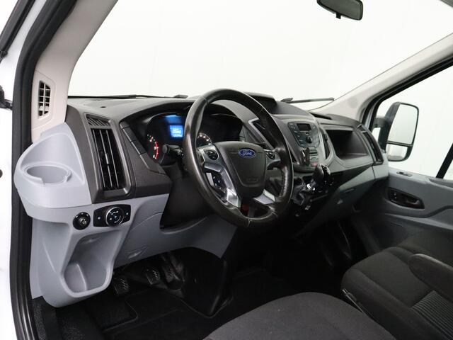 Ford TRANSIT 2.0TDCI 170PK Bakwagen+Laadklep RWD Dubbellucht | Airco | Cruise | 3-Persoon