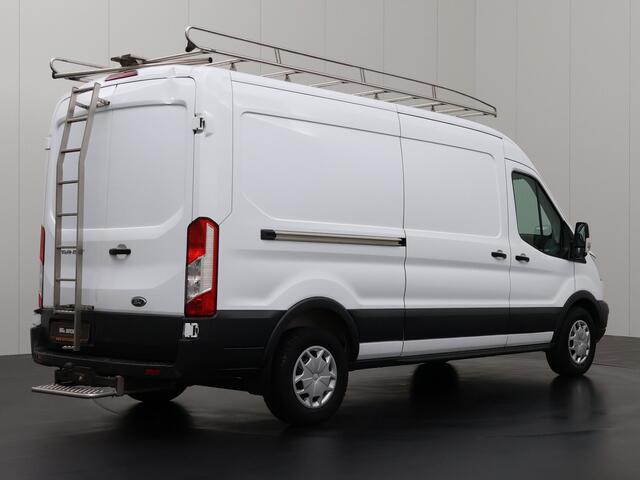 Ford TRANSIT 2.0TDCi 130PK L3H2 Imperiaal | Trekhaak | Navigatie | Airco | Cruise | Betimmering | 3-Persoons