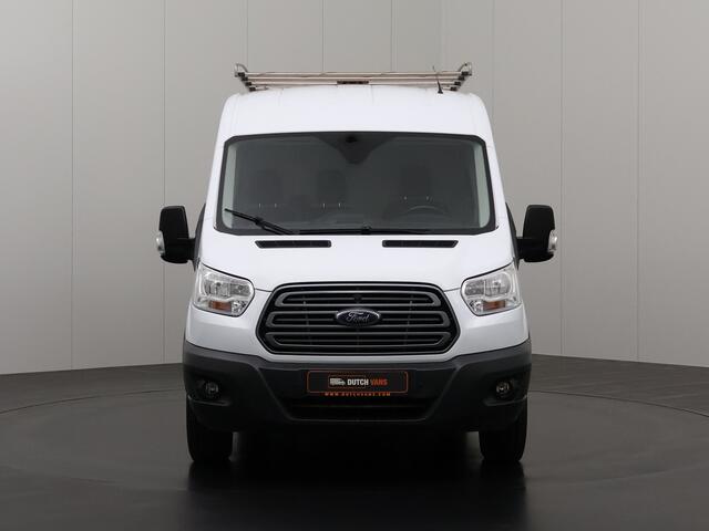 Ford TRANSIT 2.0TDCi 130PK L3H2 Imperiaal | Trekhaak | Navigatie | Airco | Cruise | Betimmering | 3-Persoons