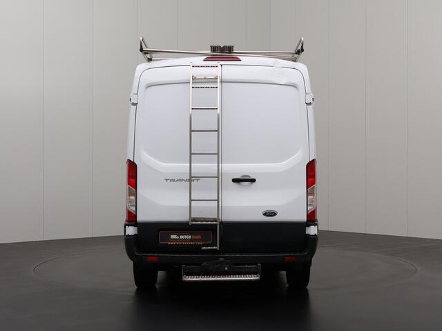 Ford TRANSIT 2.0TDCi 130PK L3H2 Imperiaal | Trekhaak | Navigatie | Airco | Cruise | Betimmering | 3-Persoons