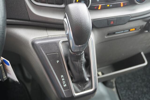 Ford TRANSIT 2.0 TDCI 170PK Automaat L2H2 EURO 6 - Airco - Navi - Cruise - Trekhaak - ¤16.900,- Excl.