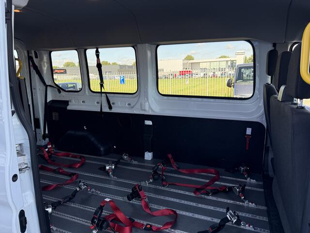 Ford TRANSIT Rolstoelbus / Personenbus 350 L2H2 (Mooie ruime bus met mogelijkheden!)