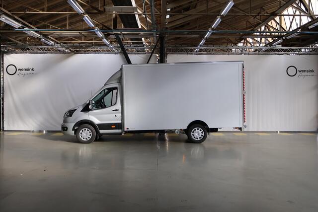 Ford TRANSIT 350 2.0 TDCI L4H1 Trend Skeletal | Uit voorraad leverbaar | Karhof Gesloten Bak + Overloopklep | Kenteken 2024 | Bluetooth | Cruise Control | Voorruitverwarming | Laadvermogen 1200KG + |
