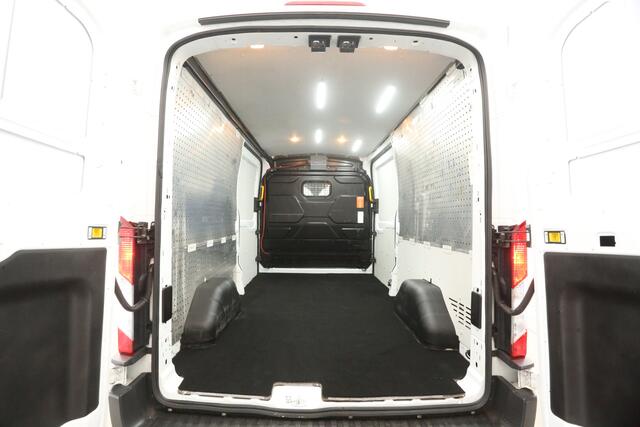 Ford TRANSIT 350 2.0 TDCI L3H2 Trend | 2800kg Trekgew. | Trekh. | Airco | Cruise | 2xSchuifdeur | Parkeersens.