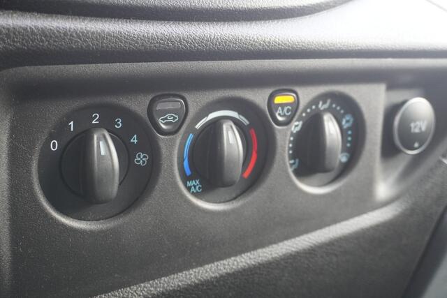 Ford TRANSIT 2.0 TDCI L2H2 EURO 6 - Airco - Cruise - Navi - Trekhaak - ¤ 14.950,- Excl.