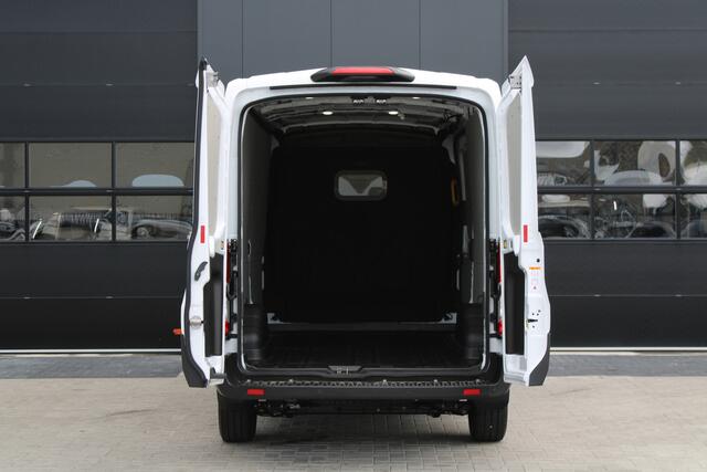 Ford TRANSIT 350 2.0 TDCI L3H2 Trend 130pk Trend - Facelift - Xenon - Carplay - Android - Camera - Airbag Passagier - Rijklaar