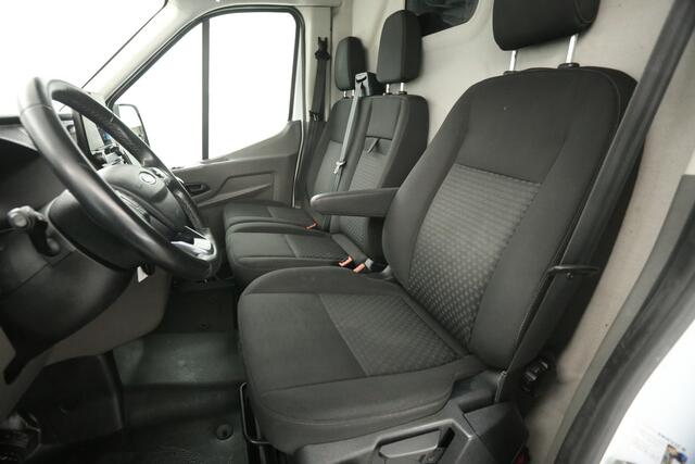 Ford TRANSIT 2.0 Ecoblue L3H2 | Airco | 3-Zits | Kasten | Camera | Carplay | Trekh. | Stoelverw.