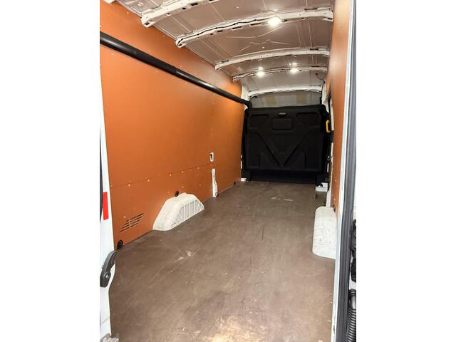 Ford TRANSIT 350 2.0 TDCI L4H3 Trend RWD 130pk SCI 130pk Achteruitrijcamera | Betimmering | Cruise control | Bluetooth | Voorruit verwarming |