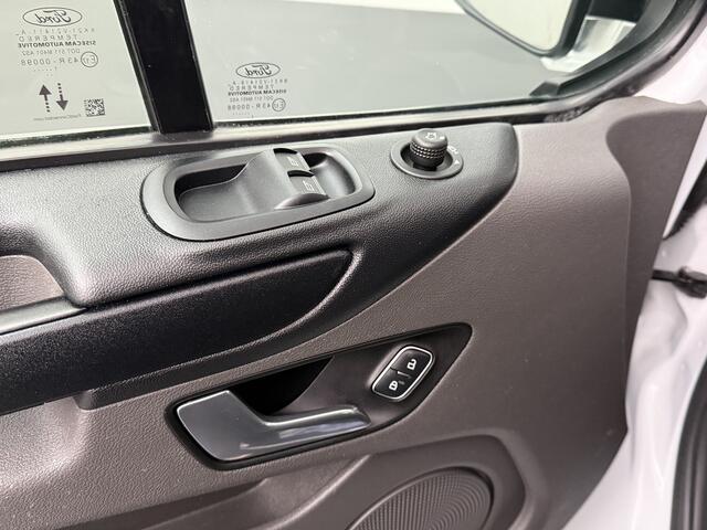 Ford TRANSIT 2.0TDCi 130PK Lang | Airco | Cuise | 3-Persoons | Betimmering