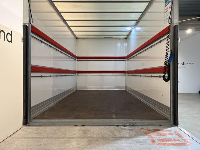 Ford TRANSIT 2.0 TDCI L4 Trend RWD 130 PK Bakwagen / Laadklep / Meubelbak / Euro 6 / Airco / Cruise Control / 3-Zits / 41.500 KM !!