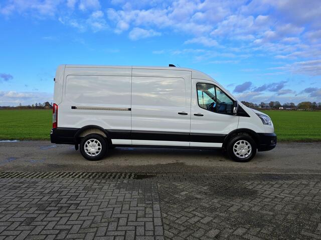 Ford TRANSIT 350 2.0 TDCI L3 H2 Trend - 130 Pk - Euro 6 - Airco - Cruise Control - Parkeersens. V+A