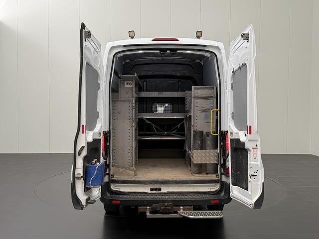 Ford TRANSIT 2.0TDCi 130PK Dubbele Cabine 7-Persoons L3H3 | Navigatie | Camera | Trekhaak | Betimmering