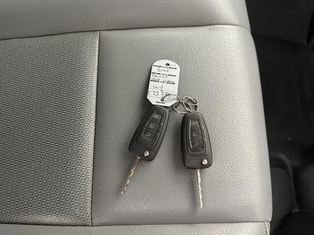 Ford TRANSIT 2.0TDCi 130PK Dubbele Cabine 7-Persoons L3H3 | Navigatie | Camera | Trekhaak | Betimmering