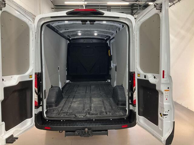 Ford TRANSIT 350 2.0 TDCI L3H2 Trend 130pk | Navigatie Pack | Safety en Comfort Pack | Trekhaak