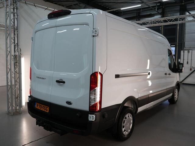 Ford TRANSIT 350 2.0 TDCI L3H2 Trend 130pk | Safety Comfort-pakket | Navigatie Pack | Trekhaak |